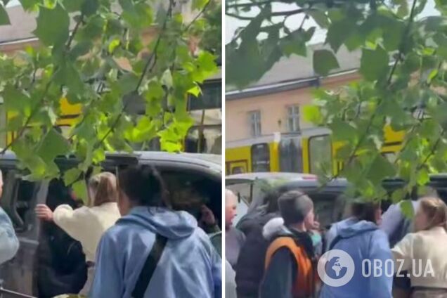 Во Львове толпа напала на машину ТЦК и силой вытащили мужчину: подробности