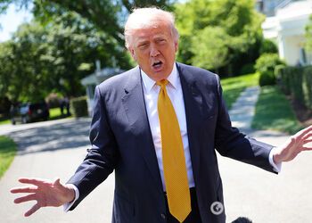 Трамп признался, действительно ли Си Цзиньпин говорил ему, что Путин пожалеет о вторжении в Украину. Видео