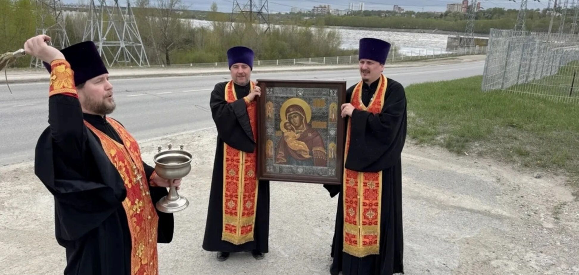 В Перми РПЦ провела крестный ход и молебен для защиты от атак украинских беспилотников. Фото