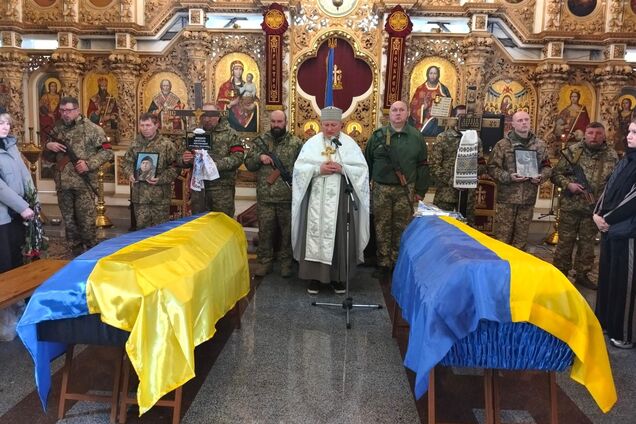 Отдали жизнь за Украину: в Полтаве попрощались с четырьмя Героями. Фото