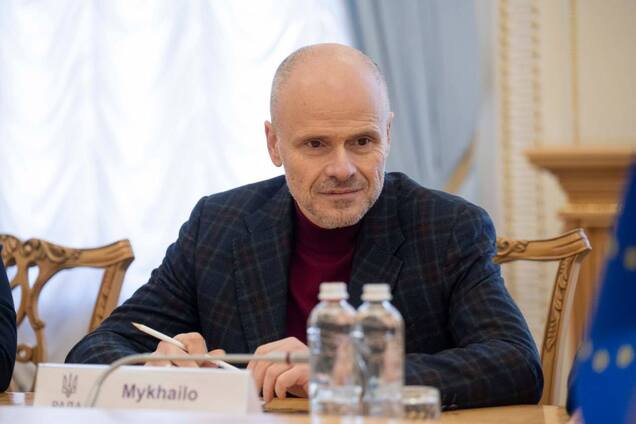В Україні посилять відповідальність за фальсифікацію довідок про вакцинацію: Радуцький розкрив деталі