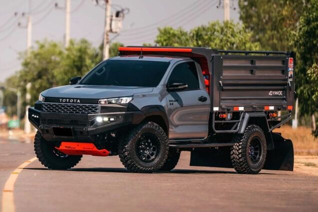 Toyota Hilux