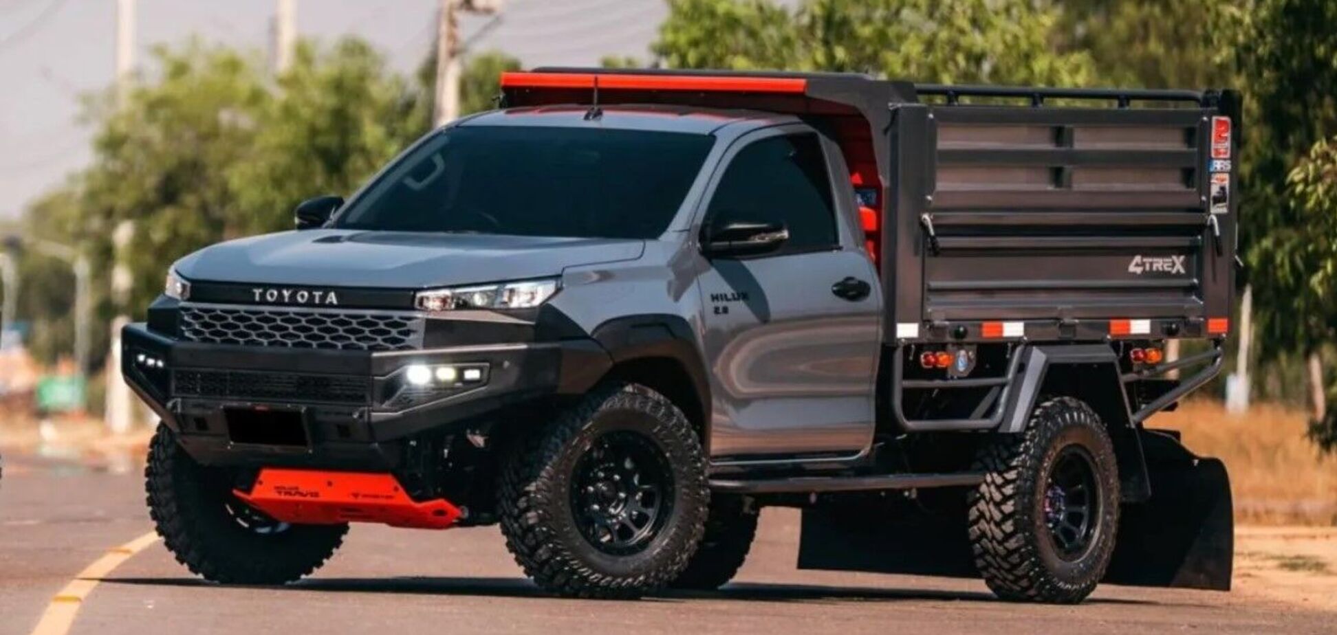 Toyota Hilux