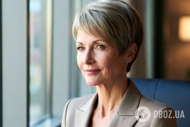 Подтягивают лицо: 9 причесок для женщин 50+