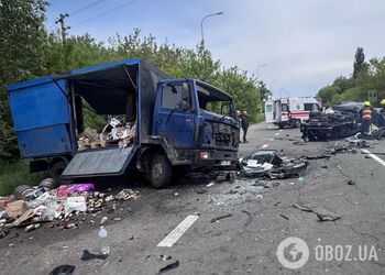 На Київщині сталась ДТП за участі вантажівки та легковика: є загиблий та постраждала. Фото та подробиці