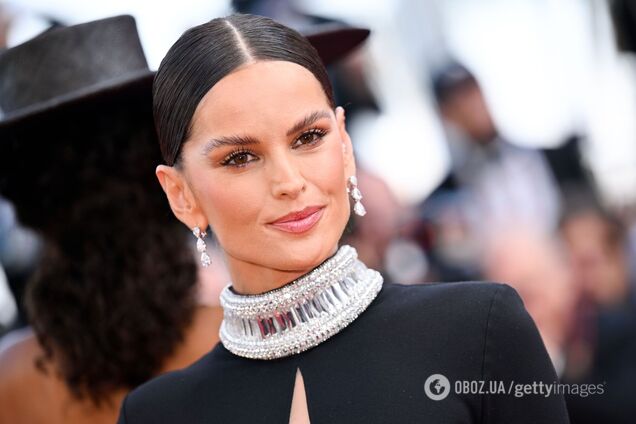 Супермодель-ангел Victoria's Secret вышла в свет с 'новым лицом'. Фото тогда и сейчас