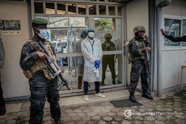 Все, що треба знати про лихоманку Ебола – трагедію Африки: як передається і чому помирають люди