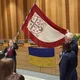 Швеция передала Украине уникальную реплику боевой хоругви гетмана Богдана Хмельницкого. Видео
