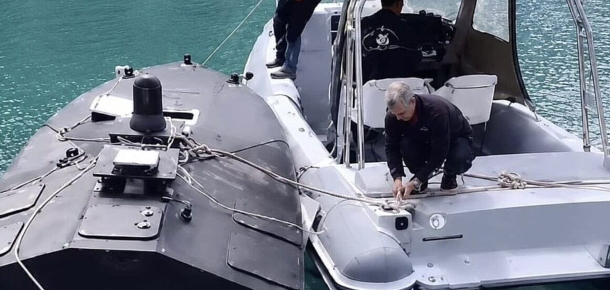 Біля узбережжя Греції виловили морський дрон: Афіни вимагають вибачень від Києва