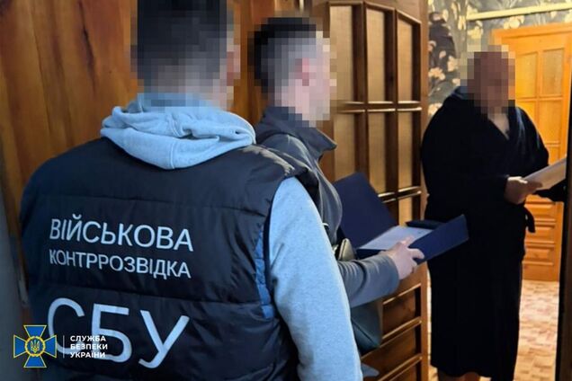 Вкрали у ЗСУ 71 млн грн: СБУ і БЕБ викрили ділків, які підробляли документи і годували військових простроченим. Фото