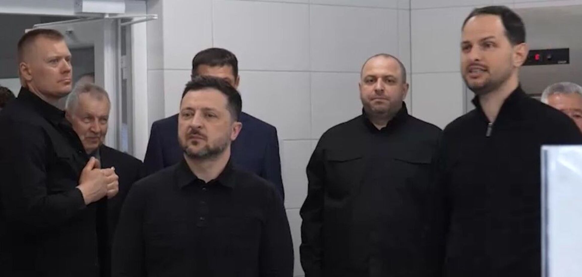 'Жоден напрямок не залишимо без уваги': Зеленський на Рівненщині обговорив захист трьох областей від атак з боку Білорусі. Відео