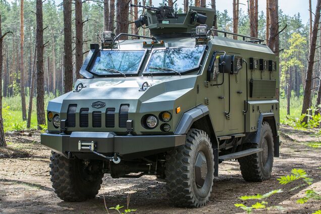 Бронеавтомобиль VARTA спас жизнь украинских воинов во время обстрела. Видео