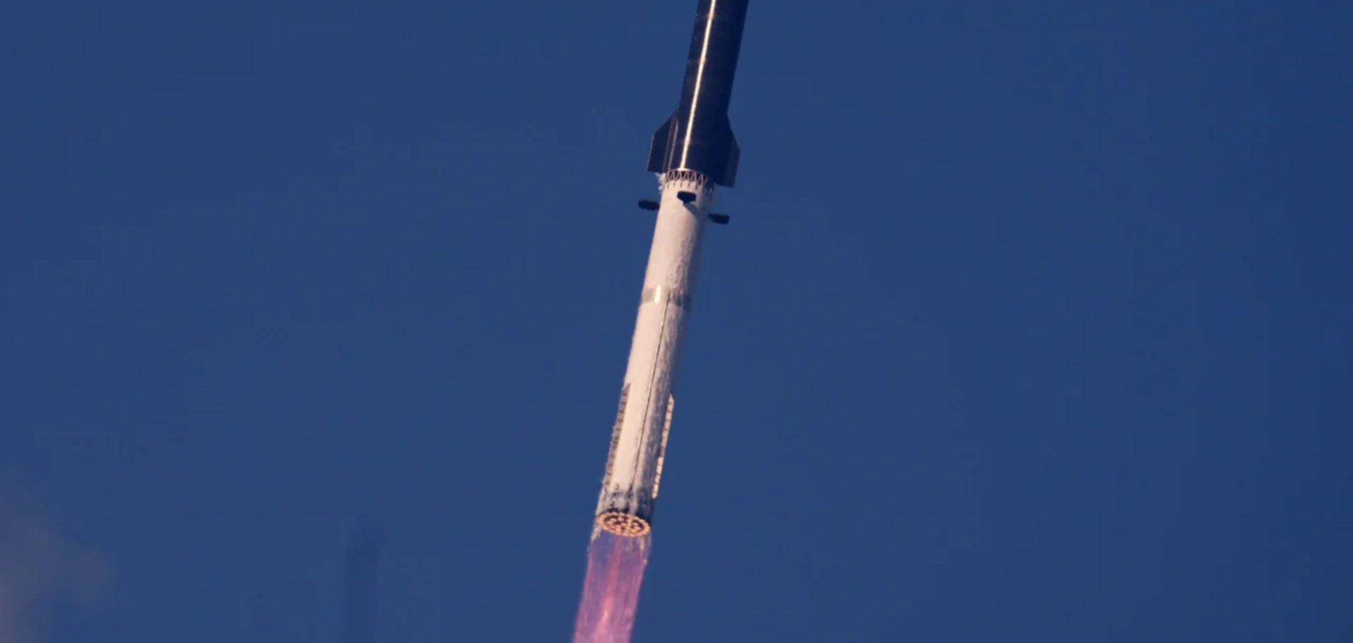 Компания Маска впервые запустила самую большую ракету в мире Starship V3: как прошел тестовый полет. Видео