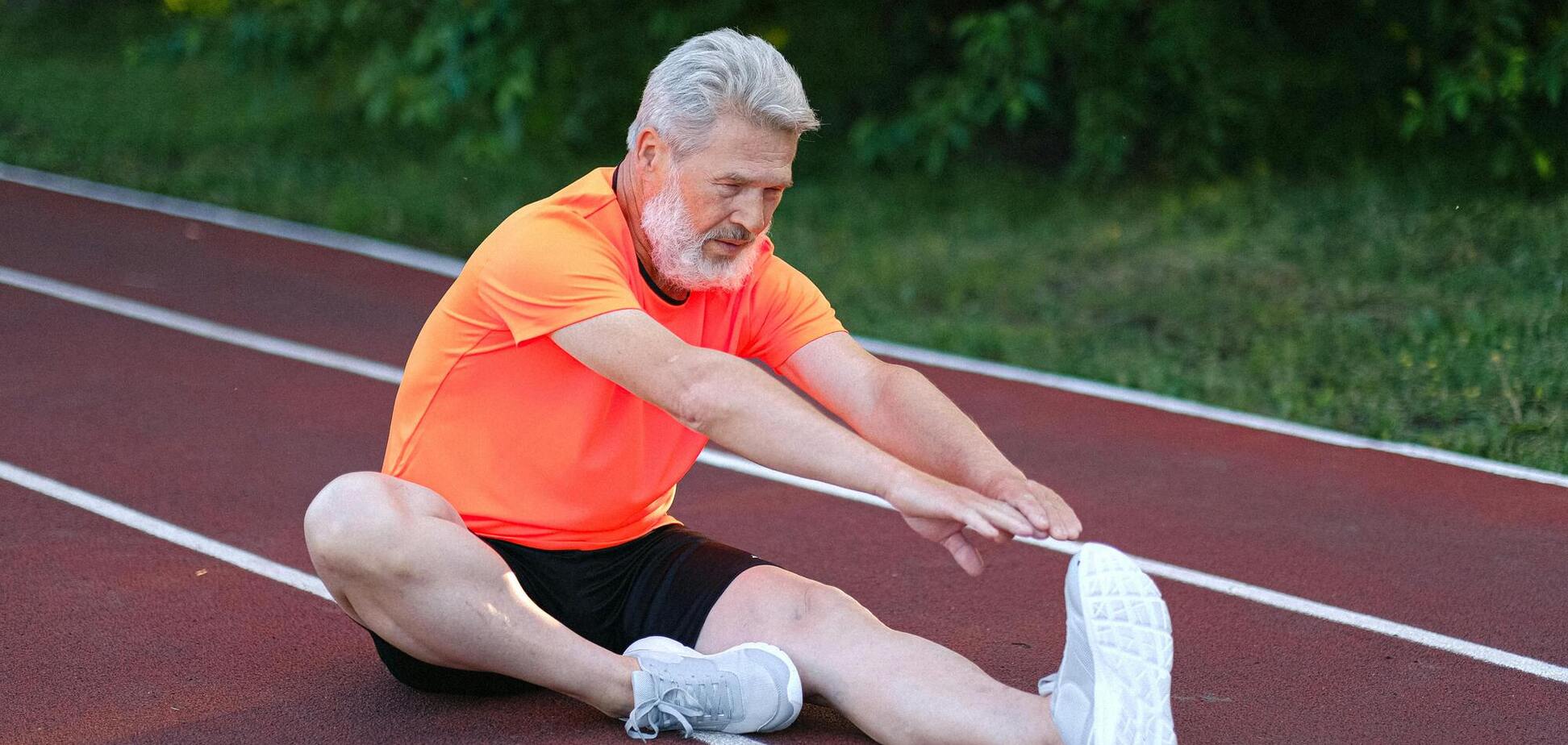 10 ефективних вправ для зміцнення стегон у зрілому віці