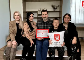 Нове життя після важких поранень та полону: історія захисника Маріуполя Антона Трофімова