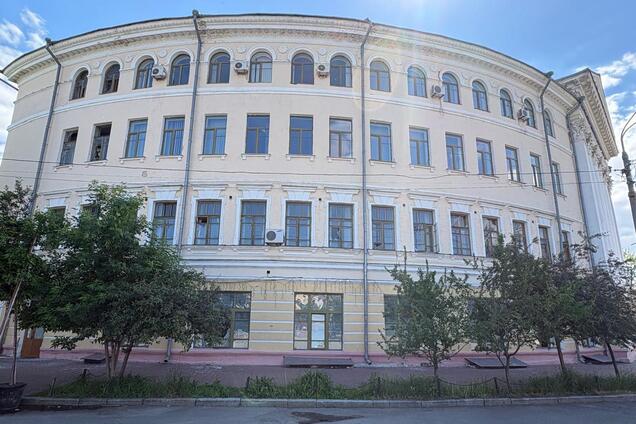 'Россия пытается уничтожить культуру': здания Киево-Могилянской академии пострадали из-за обстрела. Фото