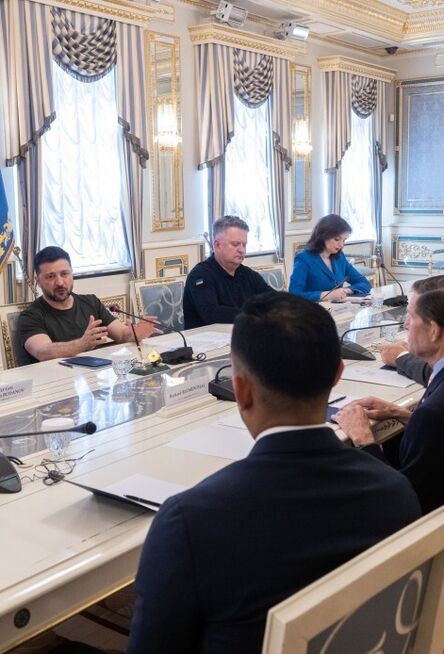 'Росія несе величезні втрати': Зеленський підбив підсумки зустрічі з конгресменами США. Відео