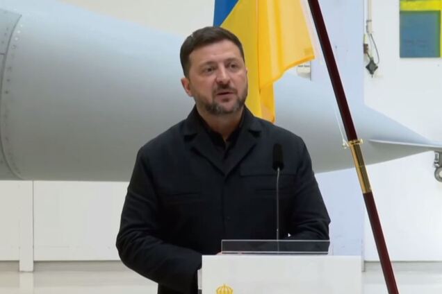 'Наші пілоти починають тренувальні місії': Зеленський розповів, коли Gripen будуть в небі України. Відео
