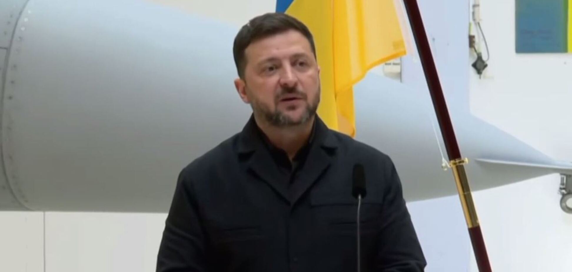 'Наши пилоты начинают тренировочные миссии': Зеленский рассказал, когда Gripen будут в небе Украины. Видео
