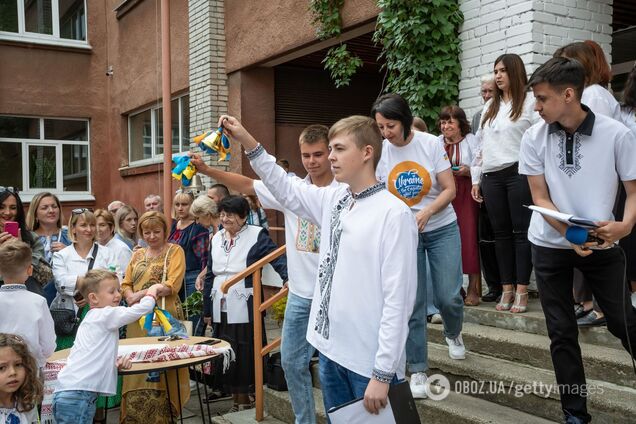 'Діти розуміють учителів краще, ніж МОН'. Освітянка різко пройшлася по навчанню після останнього дзвоника