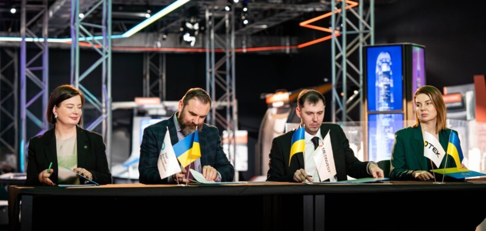ДТЕК і МОН підписали меморандум про розвиток сучасного освітнього середовища в ліцеях