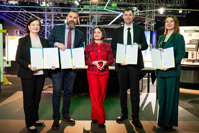 'Метінвест' підтримав створення сучасних STEM-просторів у 250 ліцеях України
