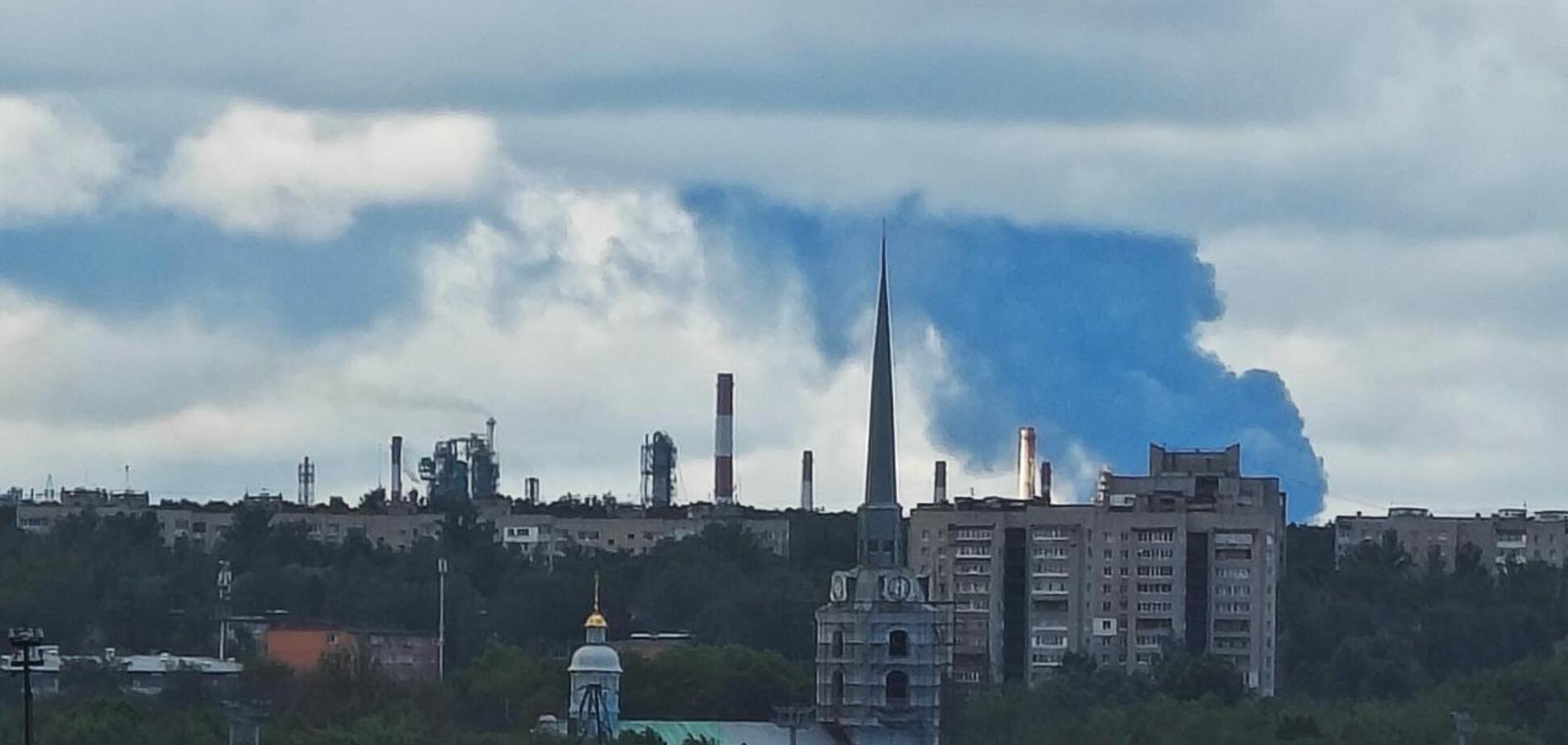 Поражены Волгоградский НПЗ, НПС 'Ярославль-3' и не только: в Генштабе рассказали о новых ударах по врагу. Фото и видео