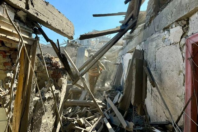 Войска РФ атаковали Днепр: под удар попало общежитие. Фото