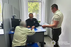 На Вінниччині 82-річний дід зґвалтував 10-річну дівчинку: потерпіла зняла докази на телефон. Фото
