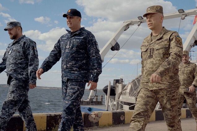 Присутність флоту РФ у Чорному й Азовському морях практично нівельована: Сирський заслухав доповіді командувача ВМС. Фото