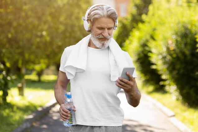 Мужчинам 50+: как убрать живот без изнурительных тренировок