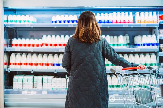 Ілюстрація: молочні продукти в магазині