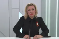 'Если Киев реализует свое намерение 9 мая...' Захарова снова пригрозила ударом по центру принятия решений. Видео