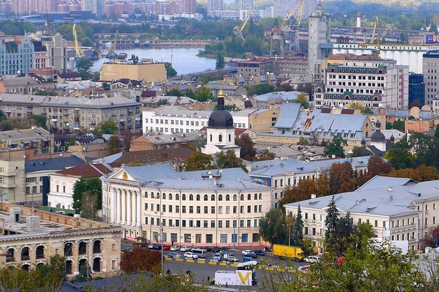 Узнать трудно: как выглядела Контрактовая площадь в Киеве в 1908 году. Уникальное фото