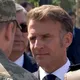 У Парижі українські ветерани подарували Макрону шеврони: як відреагував президент Франції