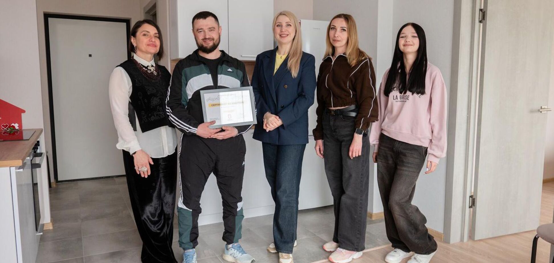 Защитник Мариуполя Богдан Марковций получил квартиру от Рината Ахметова