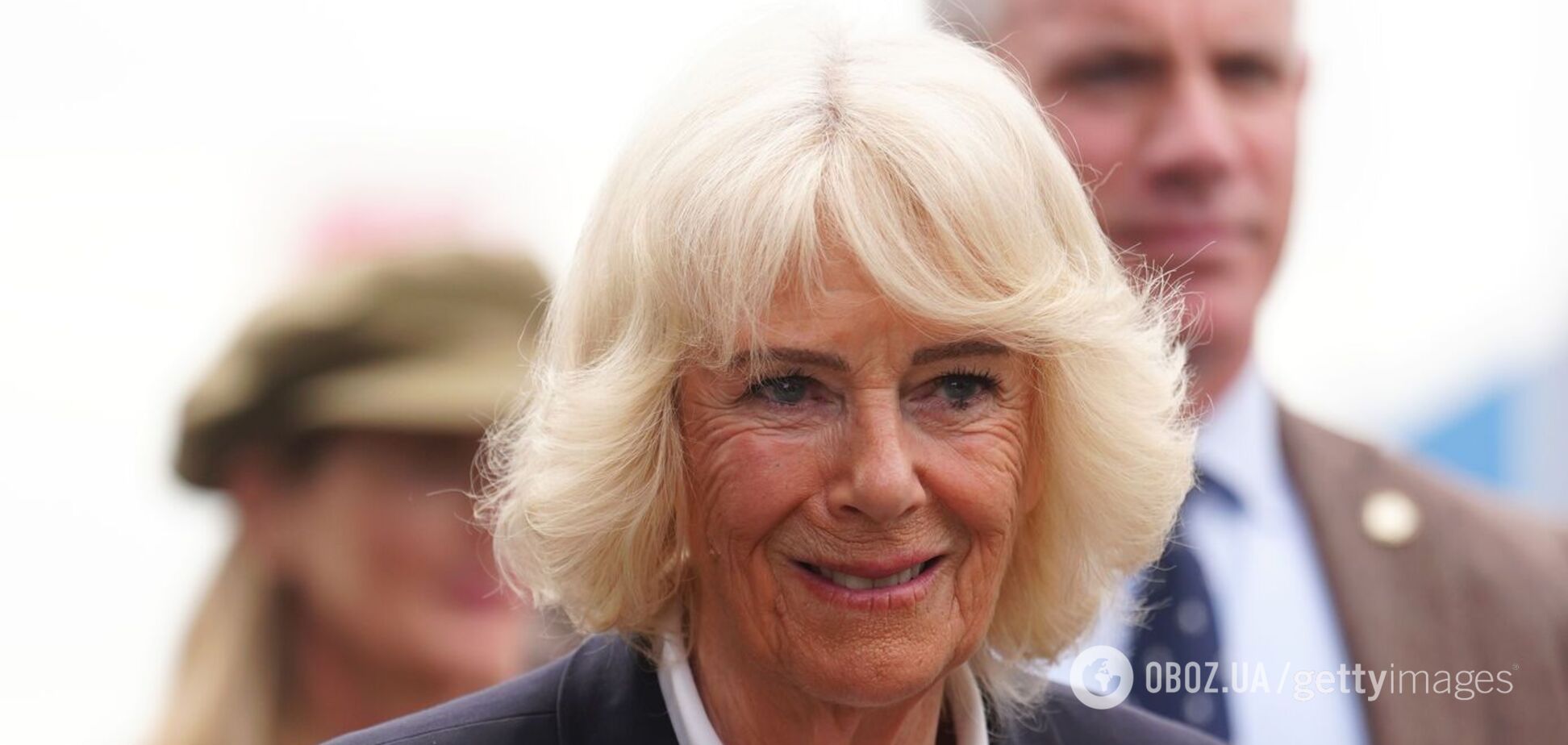 Королева Камилла нарушила собственное модное правило и поразила редким образом на конных соревнованиях. Фото