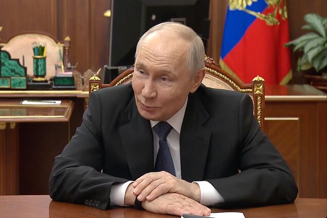 Путін заборонив одягати годинники на зустрічі із ним: боїться перевороту