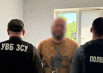 Сначала мужчину затолкали в бус, а потом выбросили возле мусорника: двое военнослужащих ТЦК получили подозрения