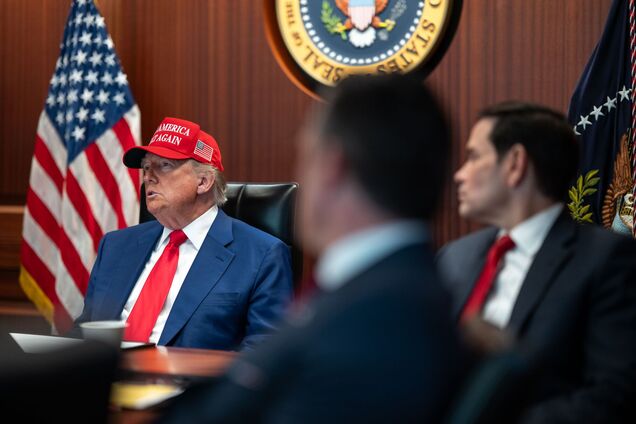 Трамп провів нараду в ситуаційному щодо нових удари по Ірану: в Axios дізнались подробиці