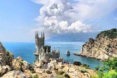Курортный сезон в Крыму сорван: россияне массово отменяют отпуска