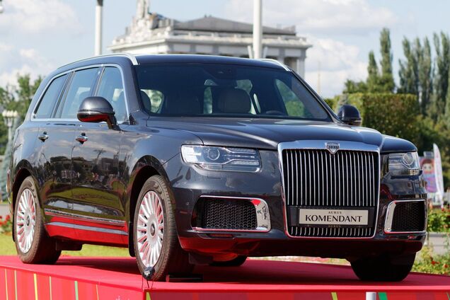 Автомобиль Aurus-412410 Komendant.