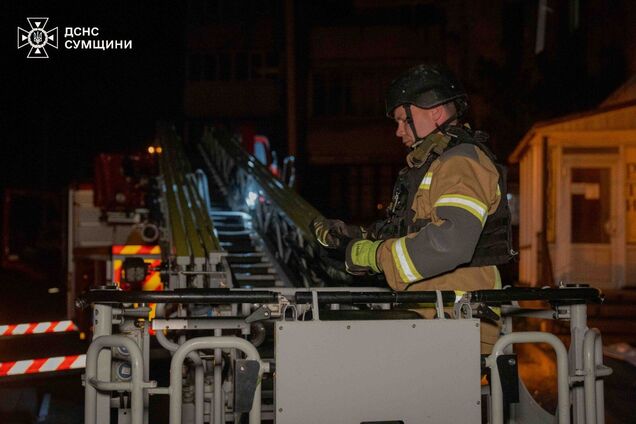 Росія атакувала Суми: є влучання у багатоповерхівку, серед постраждалих – дитина. Фото та відео