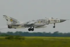 На Хмельнитчине разбился военный самолет Су-24М, экипаж погиб: все обстоятельства трагедии