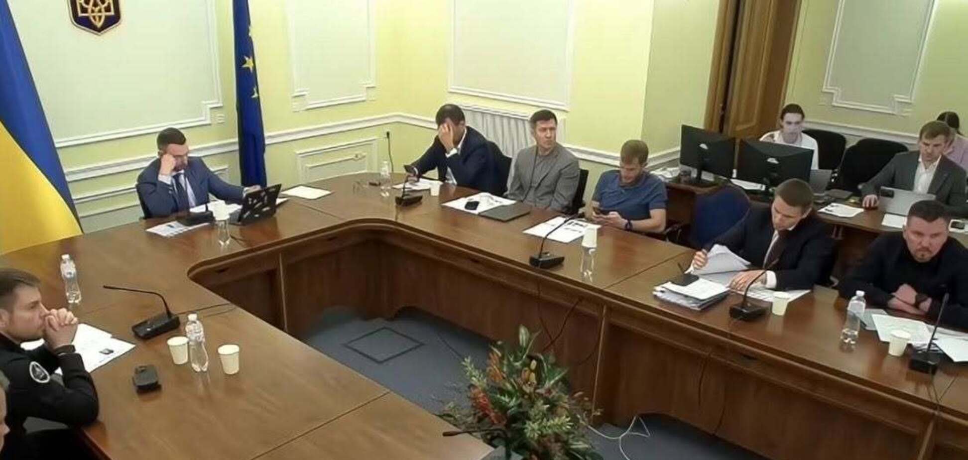 Митні схеми та махінації на авторинку: виплили нові епізоди справи Міндіча