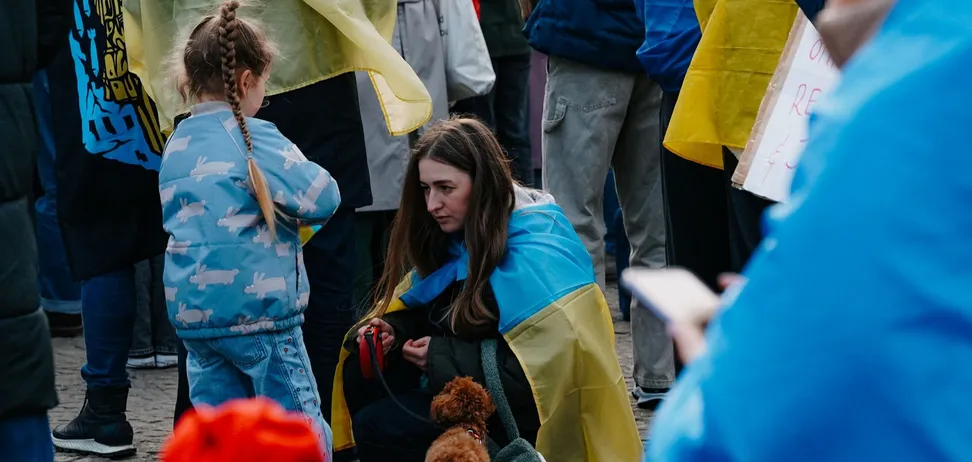 Українцям з дітьми в Польщі масово скасовують виплати за програмою «800 Плюс»: що робити