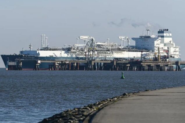 Россия будет импортировать бензин морским путем, чтобы покрыть дефицит внутри страны – Reuters