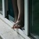 Ребёнка заметила соседка: в Одесской области 8-летний мальчик выпал из окна многоэтажного дома