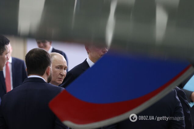 Путин разрушает собственную систему власти, убеждена Курносова
