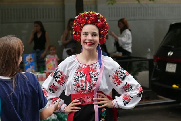 У літературі слово 'вишкребок' можна зустріти в емоційно забарвлених висловах